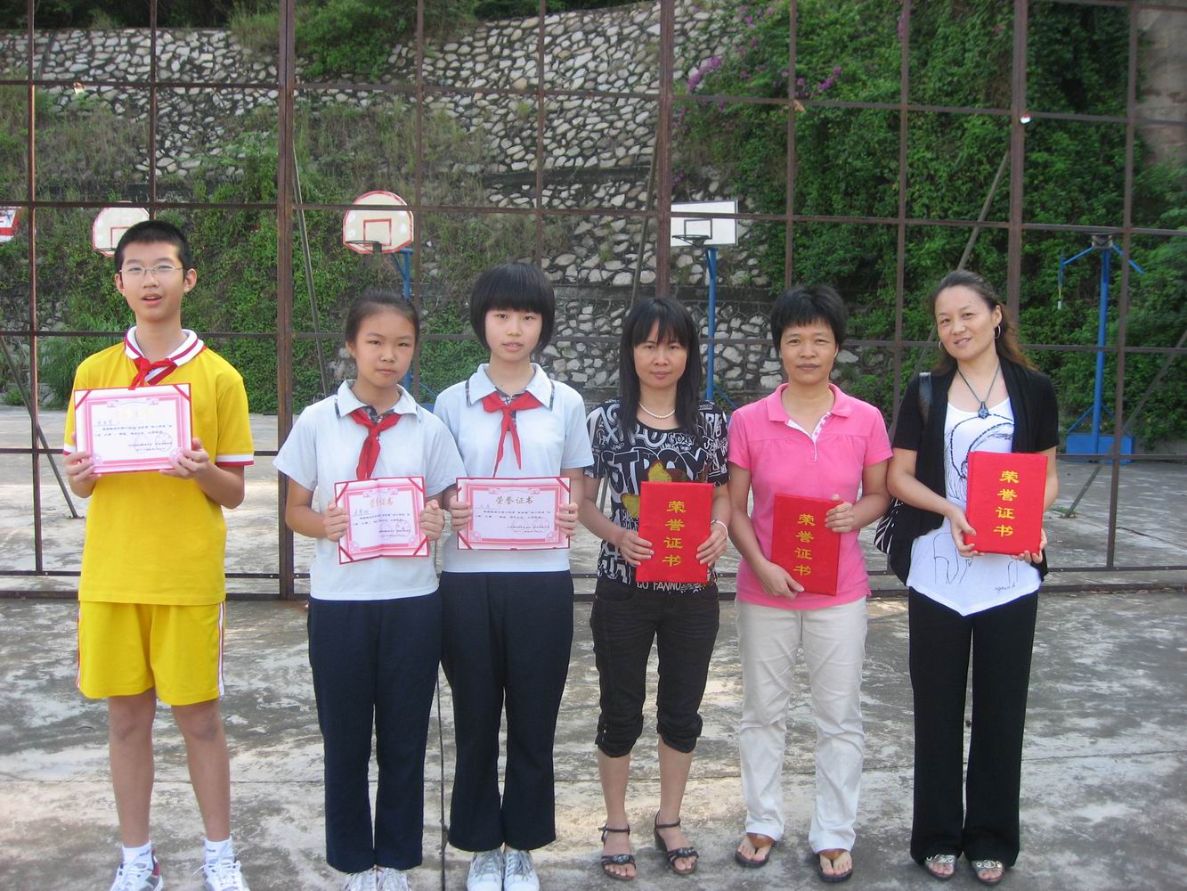 珠海市香洲区拱北小学学生在省和市小学英语比赛中获奖