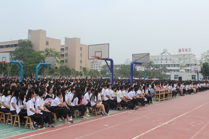 潮阳谷饶中学2015年五四青年节班际歌咏比赛